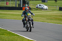 Vintage-motorcycle-club;eventdigitalimages;mallory-park;mallory-park-trackday-photographs;no-limits-trackdays;peter-wileman-photography;trackday-digital-images;trackday-photos;vmcc-festival-1000-bikes-photographs